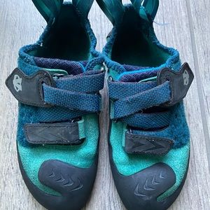 Evolv Kira Climbing Shoes 6